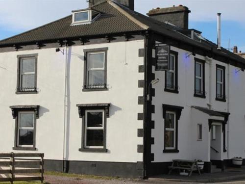 Parkside Hotel Cleator Moor Exterior photo