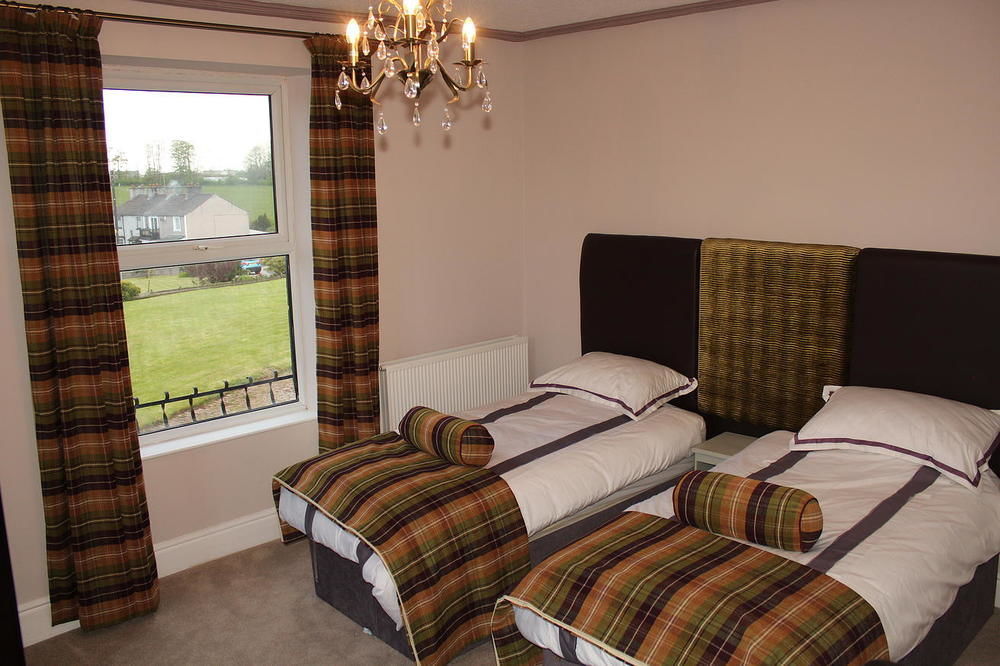 Parkside Hotel Cleator Moor Exterior photo